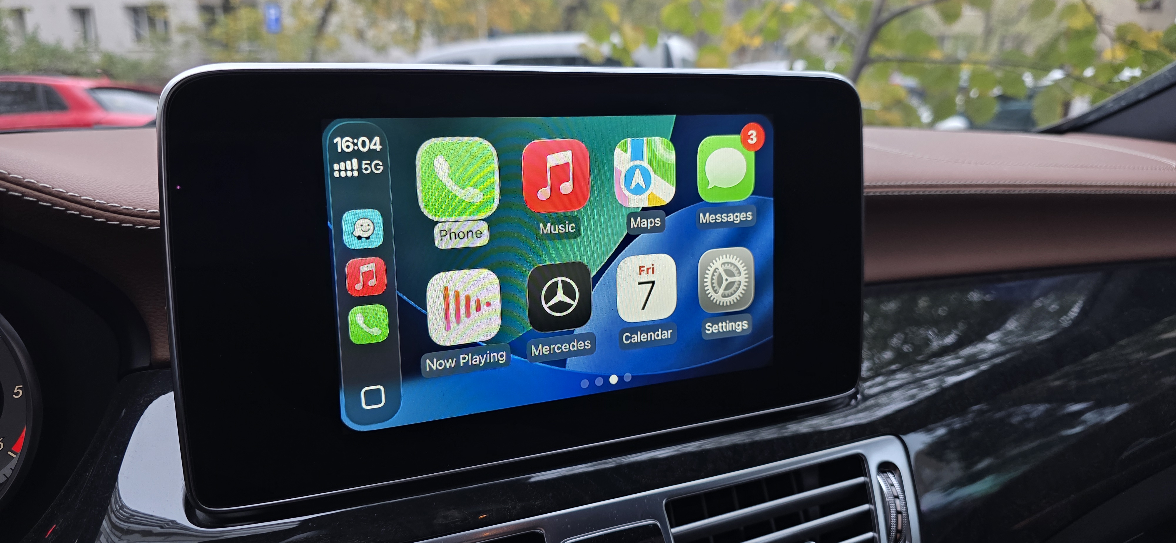 Apple CarPlay on Mercedes MBUX display